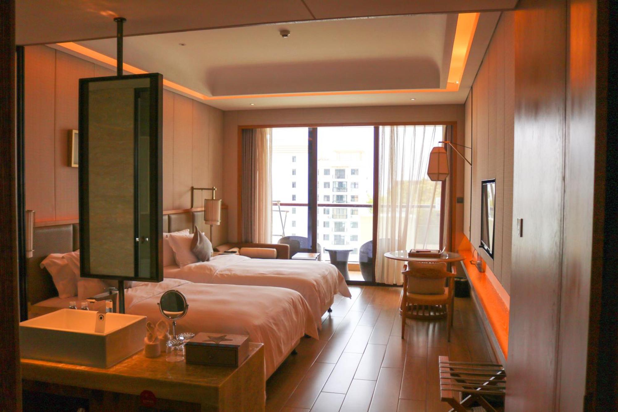 Harman Resort Hotel Sanya Exterior photo